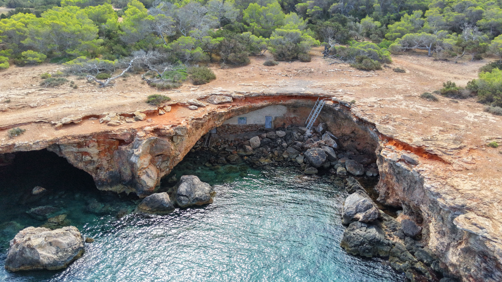L'échelle de Cala Comte